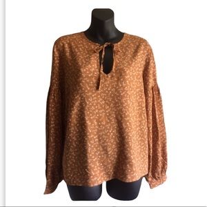 NWT Ardene Floral Blouse. Size M